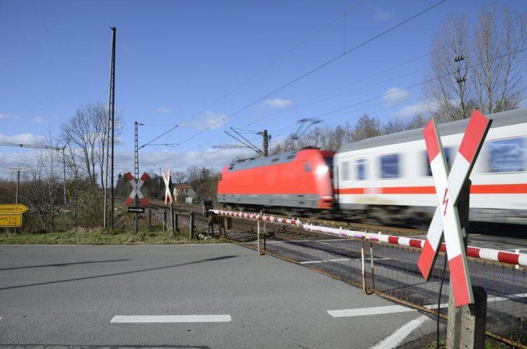Das Bauprojekt „Bahnübergänge Velpe“